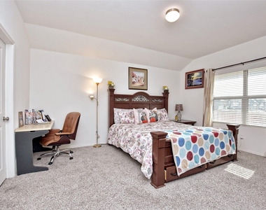 6013 Amalea Ln - Photo Thumbnail 11