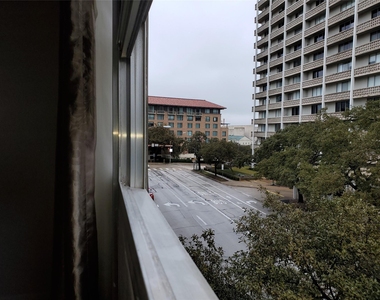 1800 Lavaca St - Photo Thumbnail 11