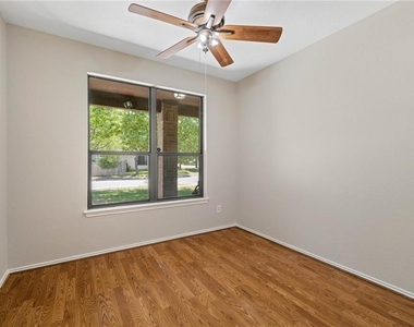 2103 Sage Canyon Dr - Photo Thumbnail 17