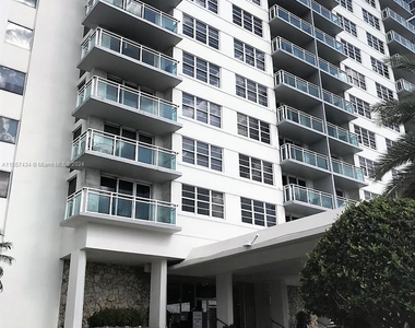 6917 Collins Ave - Photo Thumbnail 0