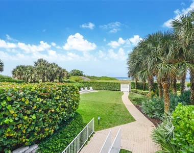 9499 Collins Ave - Photo Thumbnail 12