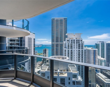 1000 Brickell Plz - Photo Thumbnail 51