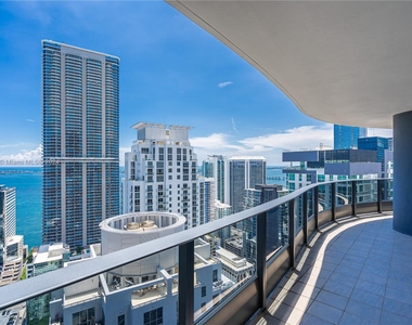 1000 Brickell Plz - Photo Thumbnail 53