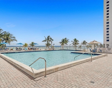 2201 S Ocean Dr - Photo Thumbnail 28