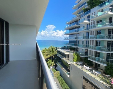 9455 Collins Ave - Photo Thumbnail 0