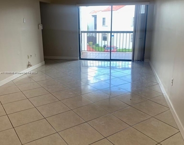 9409 Fontainebleau Blvd - Photo Thumbnail 1