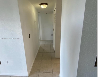 9300 Fontainebleau Blvd - Photo Thumbnail 23