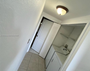 9300 Fontainebleau Blvd - Photo Thumbnail 25