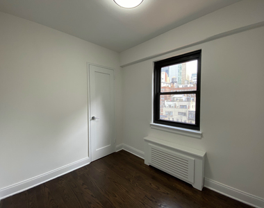 9F East 35th Street - Photo Thumbnail 3