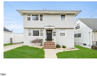 1411 Hussa St - Photo Thumbnail 0