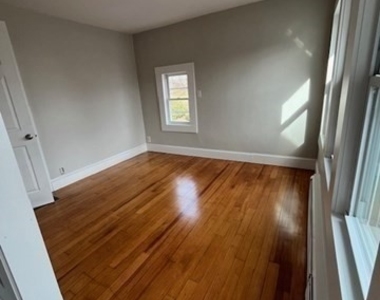57 Wright St - Photo Thumbnail 6