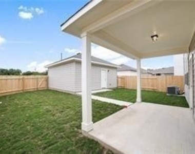 1905  Cypress Gate Dr - Photo Thumbnail 10