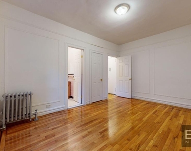 3175 Grand Concourse - Photo Thumbnail 4