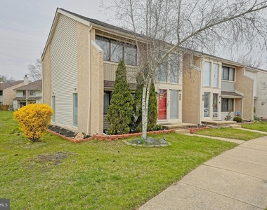 25 Viburnum Ln - Photo Thumbnail 1