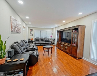 25 Viburnum Ln - Photo Thumbnail 9