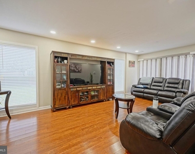 25 Viburnum Ln - Photo Thumbnail 7