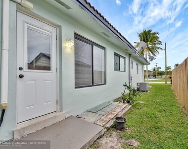 6101 Nw 9th Ct - Photo Thumbnail 19