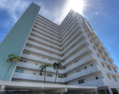 1630 N Ocean Blvd - Photo Thumbnail 24