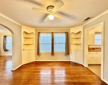 5511 Longview Street - Photo Thumbnail 5