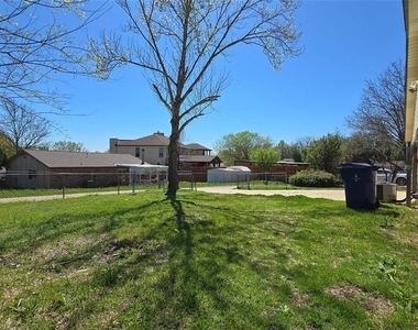 1526 Toyah Creek Lane - Photo Thumbnail 15