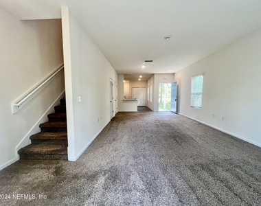 294 Aralia Lane - Photo Thumbnail 16