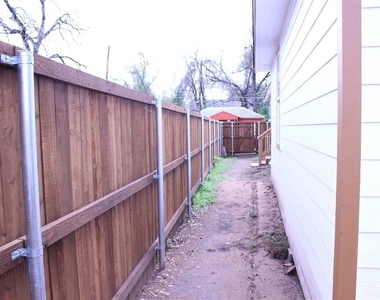 2411 Anderson Street - Photo Thumbnail 18