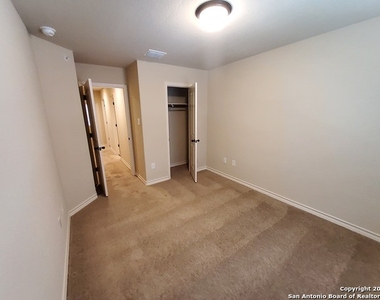 6410 Marcel Way - Photo Thumbnail 24