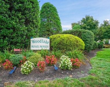 166 Woodlake Dr - Photo Thumbnail 1