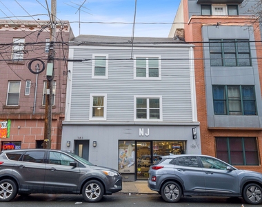 383 Monmouth St - Photo Thumbnail 15