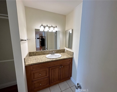 5460 White Oak Avenue - Photo Thumbnail 4