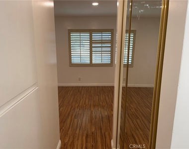 5460 White Oak Avenue - Photo Thumbnail 28