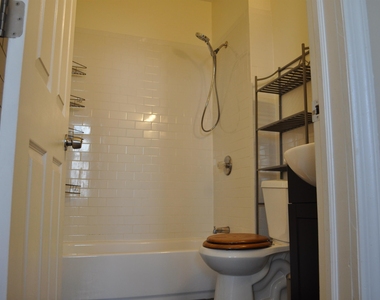 276a Grant Ave - Photo Thumbnail 7