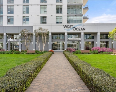 400 W Ocean Boulevard - Photo Thumbnail 0