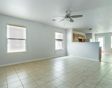 12047 Madison Oak Street - Photo Thumbnail 4