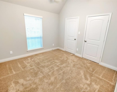 2911 River Flower Lane - Photo Thumbnail 25