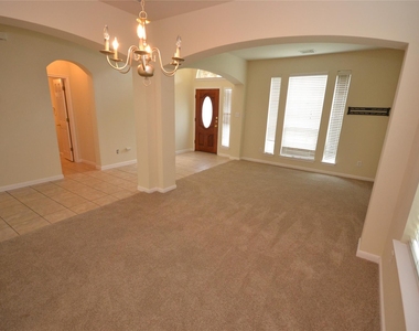 1123 Winding Creek Pl - Photo Thumbnail 8