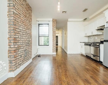 435 Bleecker St - Photo Thumbnail 7