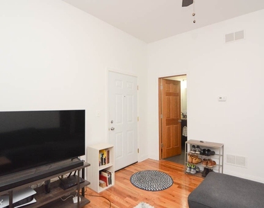 1712 W. Sunnyside, Unit R-4 - Photo Thumbnail 10