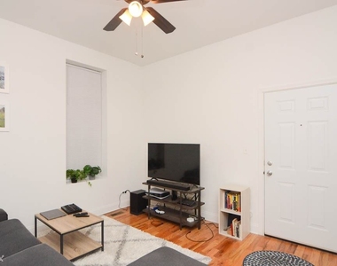 1712 W. Sunnyside, Unit R-4 - Photo Thumbnail 5