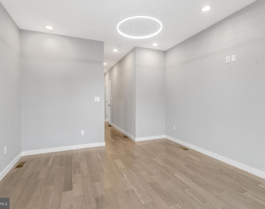 2342 Wilder St - Photo Thumbnail 24