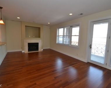 3060 N Clybourn Ave Apt 3n - Photo Thumbnail 3