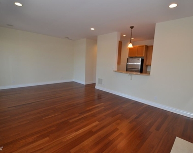 3060 N Clybourn Ave Apt 3n - Photo Thumbnail 6