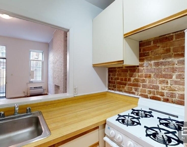 419 East 87 Street - Photo Thumbnail 7