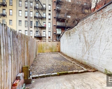 419 East 87 Street - Photo Thumbnail 0