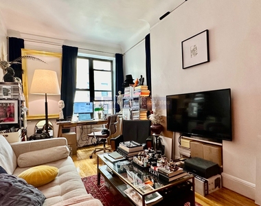 308 West 105th Street - Photo Thumbnail 0