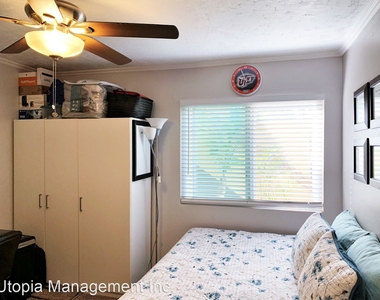 219 Woodland Parkway #153 - Photo Thumbnail 12