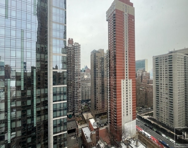 East 39th Street - Photo Thumbnail 22