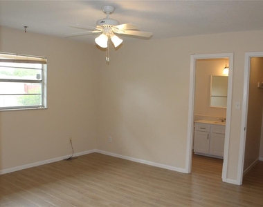 4515 Koger Street - Photo Thumbnail 13