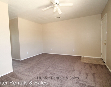 1510 Benttree Dr - Photo Thumbnail 6