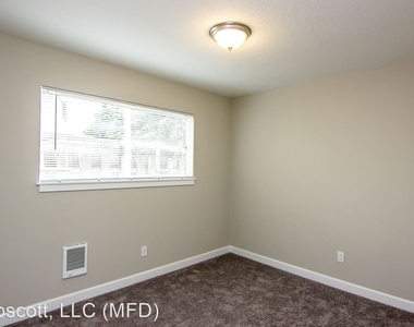 2722 Sw Spring Garden St., Apt 17 - Photo Thumbnail 8